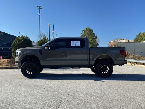 Used 2025 Ford F150 Lariat w/ Equipment Group 502A High image 14