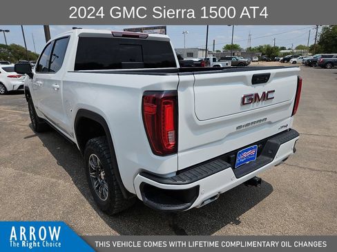 Used 2024 GMC Sierra 1500 AT4 w/ AT4 Preferred Package AWD/4WD image 9