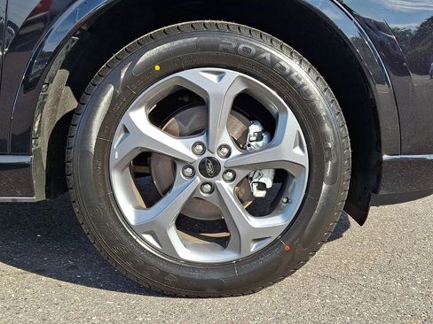 Used 2024 Ford Escape ST-Line AWD/4WD image 8