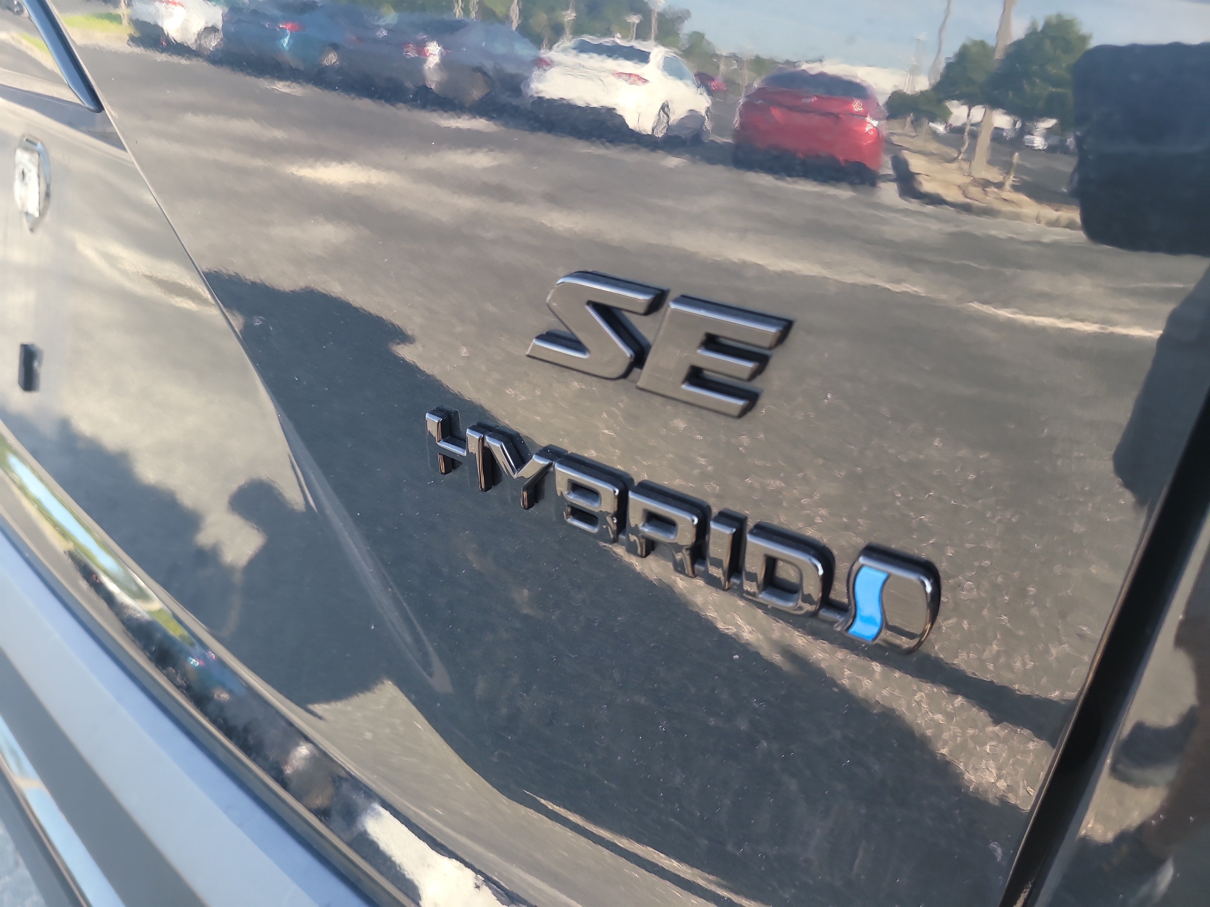 Used 2024 Toyota Corolla Cross AWD Hybrid image 8