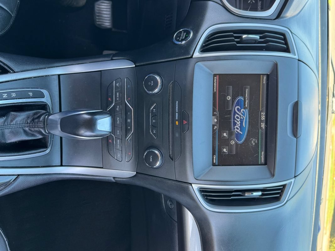 Used 2015 Ford Edge SEL w/ Canadian Touring Package AWD/4WD image 13