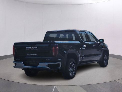 Used 2024 GMC Sierra 1500 SLT AWD/4WD image 6
