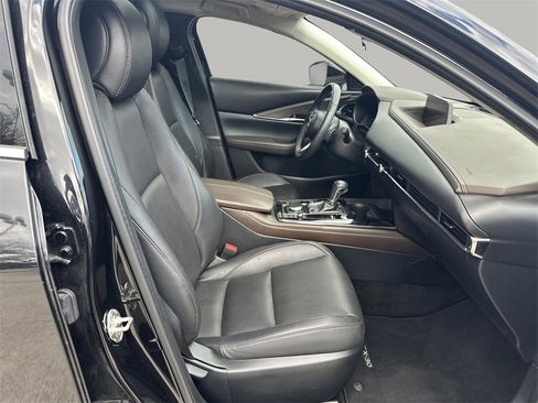 Used 2023 MAZDA CX-30 AWD 2.5 S w/ Premium Package image 14