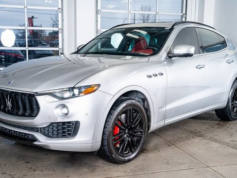 Used 2018 Maserati Levante S GranSport image 11