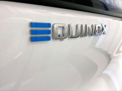 Used 2025 Chevrolet Equinox EV LT image 29