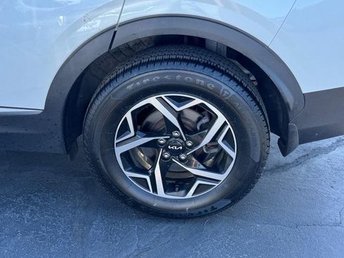 Used 2023 Kia Sportage LX AWD/4WD image 7