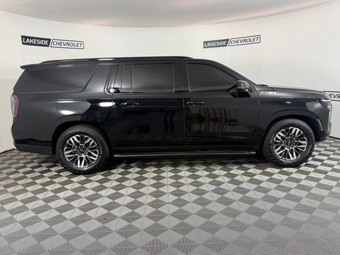 Used 2026 Chevrolet Suburban Z71 w/ Z71 Off-Road Package AWD/4WD image 7