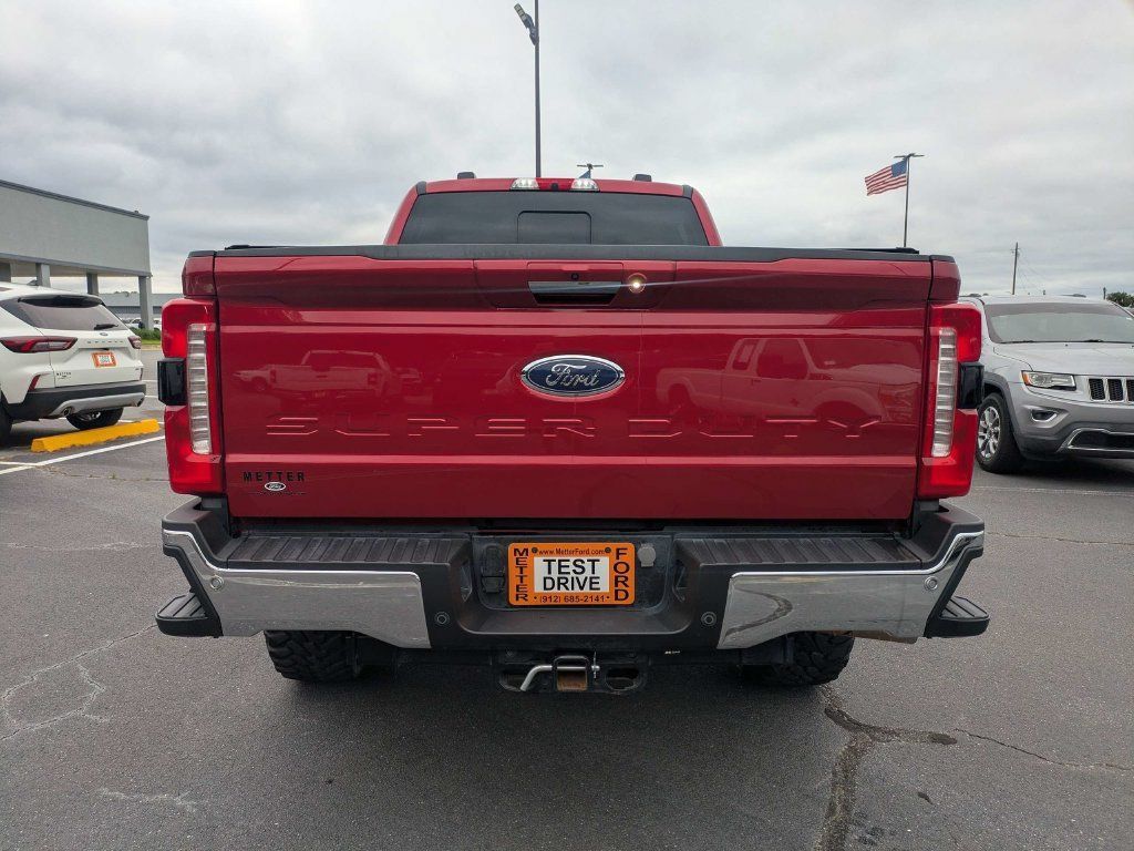 Used 2023 Ford F250 Lariat w/ Lariat Ultimate Package AWD/4WD image 5