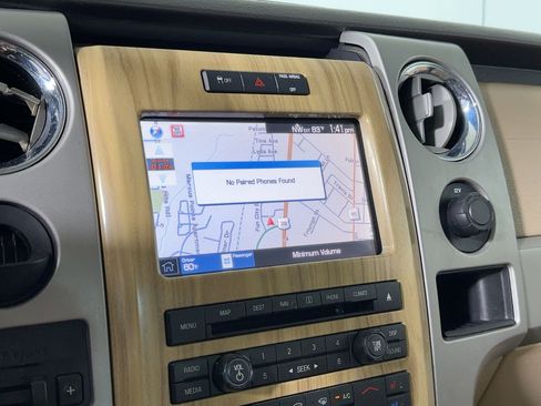 Used 2011 Ford F150 Lariat w/ Lariat Chrome Pkg image 22