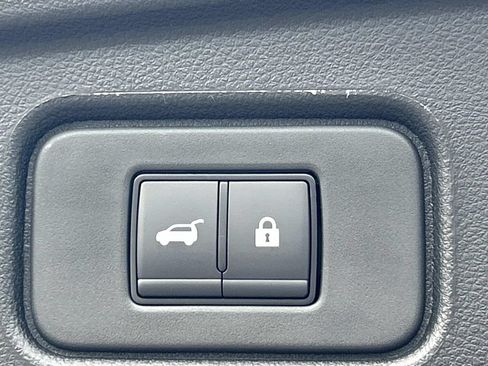 New 2026 Nissan Pathfinder SL w/ SL Premium Package FWD image 14
