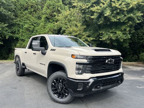 New 2026 Chevrolet Silverado 2500 Custom w/ Custom Value Package AWD/4WD image 44