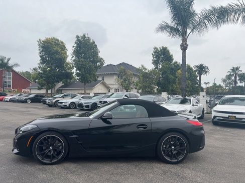 Used 2023 BMW Z4 sDrive30i w/ Premium Package image 4