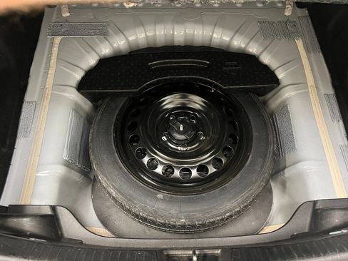 Used 2023 Chevrolet Malibu LT image 50