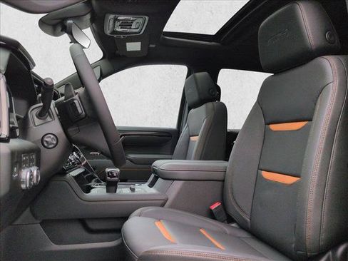 New 2026 GMC Sierra 1500 AT4 w/ Technology Package AWD/4WD image 4