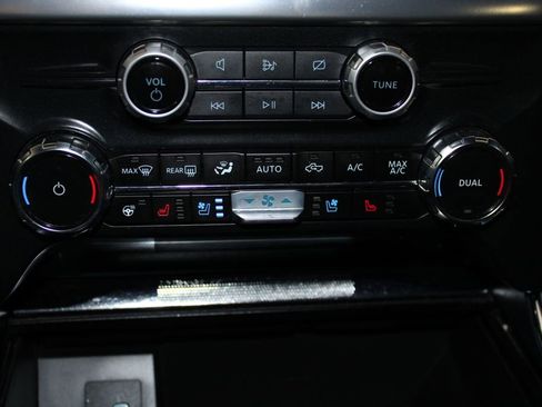 Used 2024 Ford F150 Lariat w/ Tow/Haul Package AWD/4WD image 50