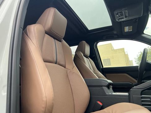 New 2026 Toyota 4Runner Limited AWD/4WD image 17