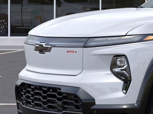 New 2024 Chevrolet Silverado EV RST image 13