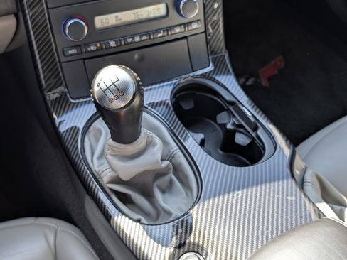 Used 2006 Chevrolet Corvette Coupe w/ Preferred Equipment Group RWD image 32