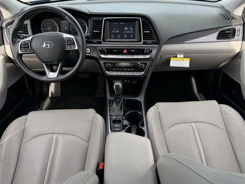 Used 2019 Hyundai Sonata Limited image 10