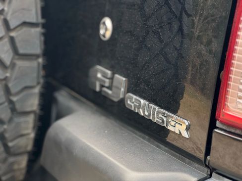 Used 2008 Toyota FJ Cruiser 4WD w/ Convenience Pkg image 9