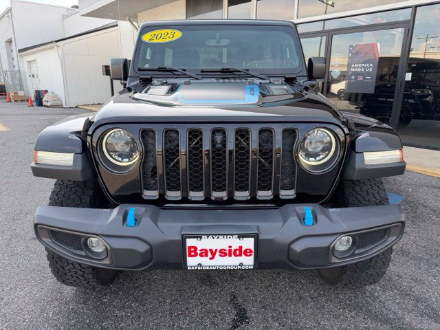 Used 2023 Jeep Wrangler Unlimited Rubicon 4xe w/ Cold Weather Group AWD/4WD image 10