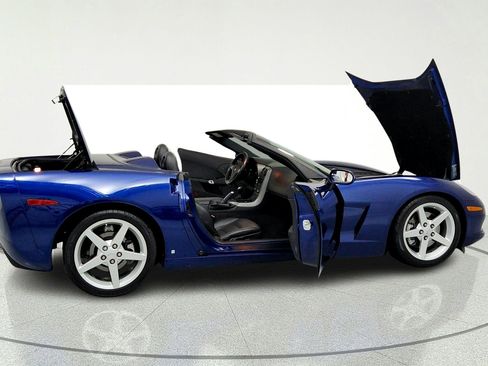 Used 2007 Chevrolet Corvette Convertible RWD image 13