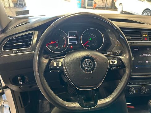 Used 2019 Volkswagen Tiguan SE image 22