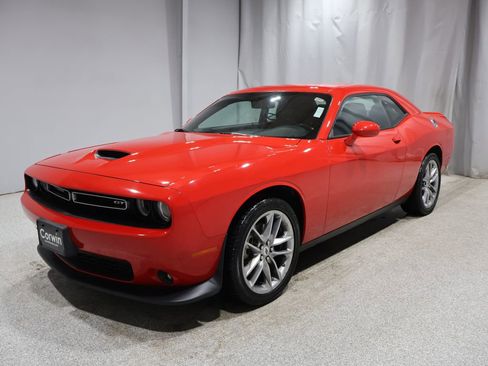 Used 2022 Dodge Challenger GT image 5