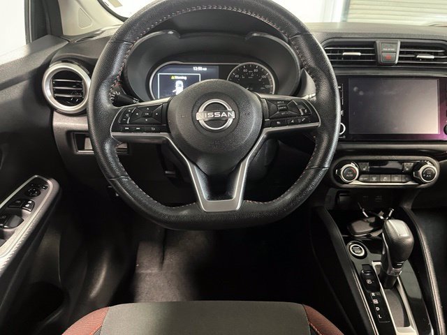 Used 2024 Nissan Versa SR FWD image 21