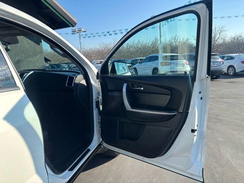Used 2012 GMC Acadia SL image 13