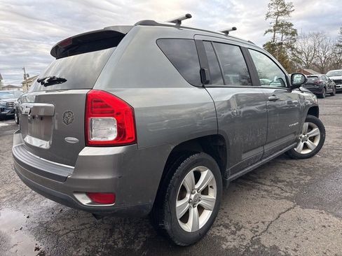 Used 2014 Jeep Compass Latitude w/ Sun/Sound Group image 4