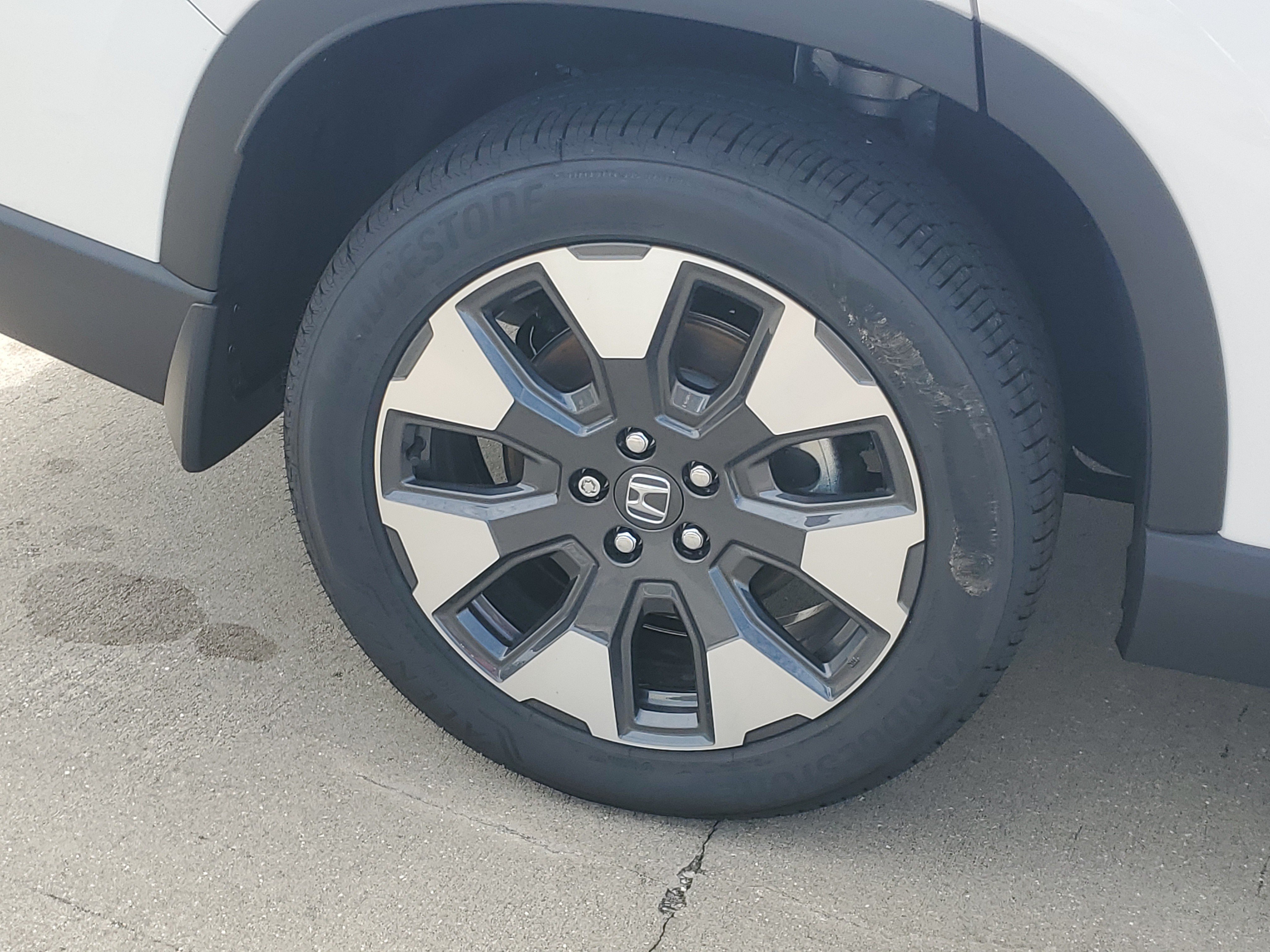 New 2026 Honda Pilot Elite image 8