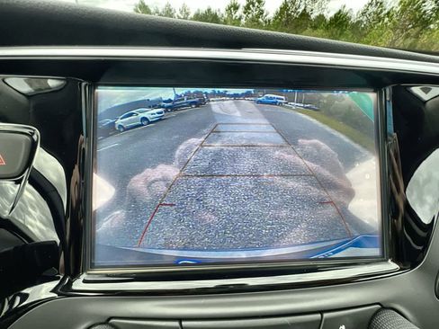 Used 2020 Buick Envision Essence image 15