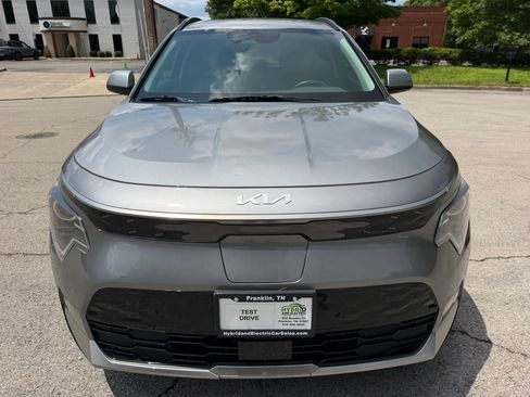 Used 2023 Kia Niro Wind FWD image 8