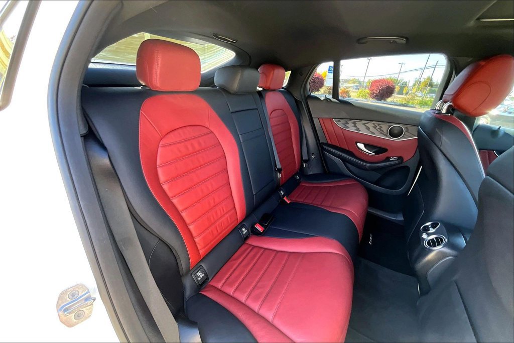 Used 2018 Mercedes-Benz GLC 300 4MATIC Coupe image 20