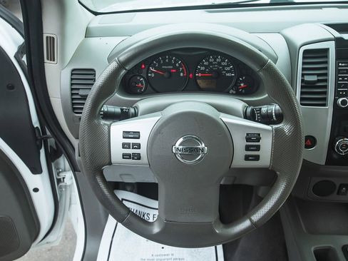 Used 2019 Nissan Frontier S image 11