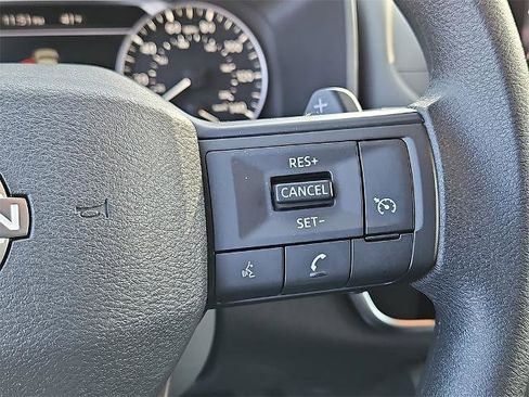 Certified 2025 Nissan Rogue S image 26