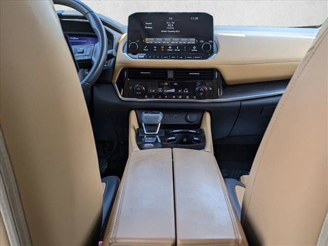 Used 2022 Nissan Rogue Platinum w/ Head-Up Display Package FWD image 16