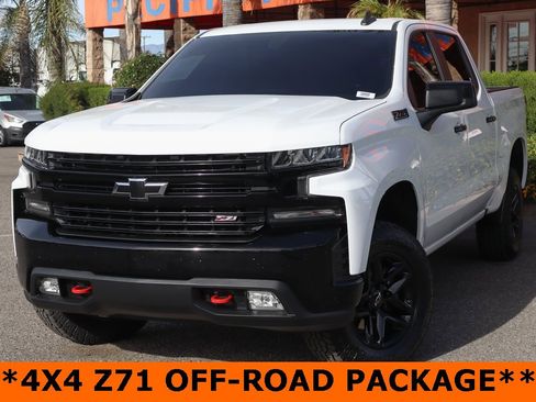 Used 2020 Chevrolet Silverado 1500 LT Trail Boss image 4