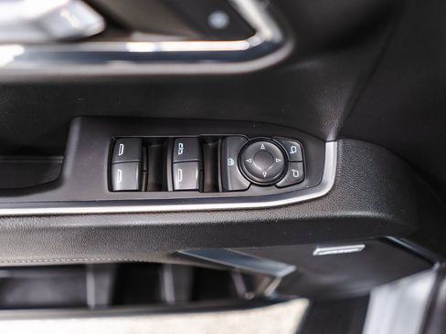 Used 2023 GMC Sierra 1500 Elevation w/ Preferred Package image 23