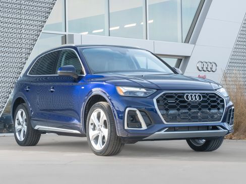 Certified 2022 Audi Q5 2.0T Premium Plus w/ Premium Plus Package image 1