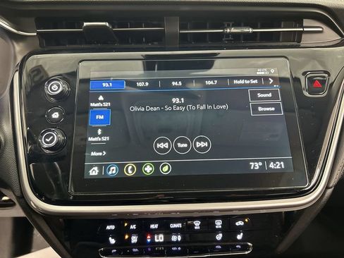 Used 2022 Chevrolet Bolt EUV LT w/ Comfort Package FWD image 14