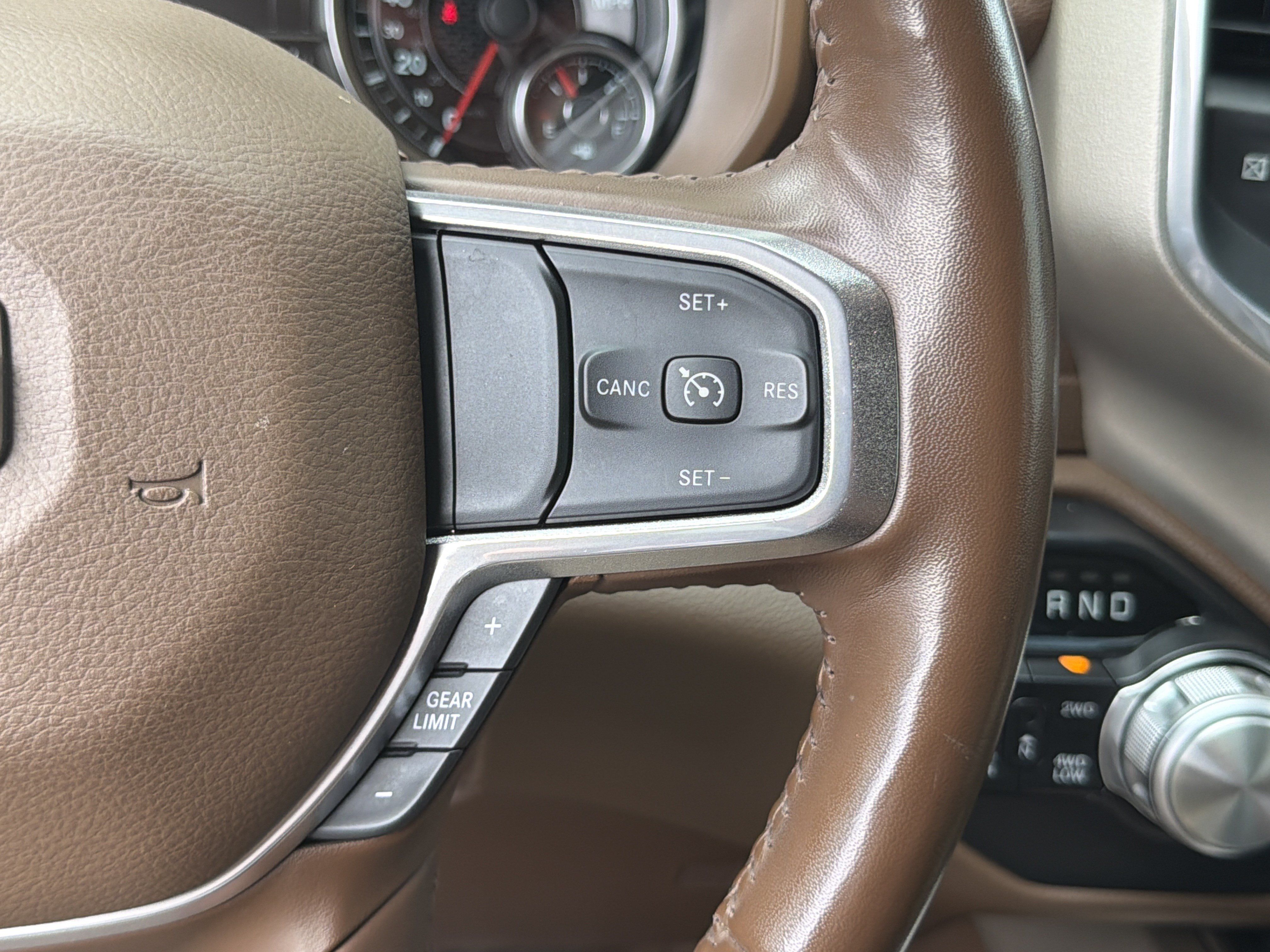 Used 2020 RAM 1500 Laramie AWD/4WD image 26