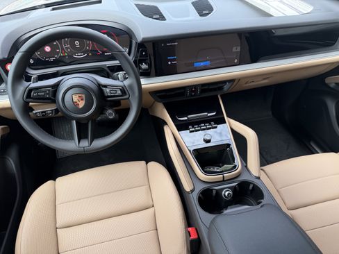 New 2026 Porsche Cayenne AWD/4WD image 15