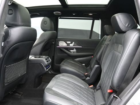 Used 2024 Mercedes-Benz GLS 63 AMG 4MATIC w/ Warmth & Comfort Package image 20