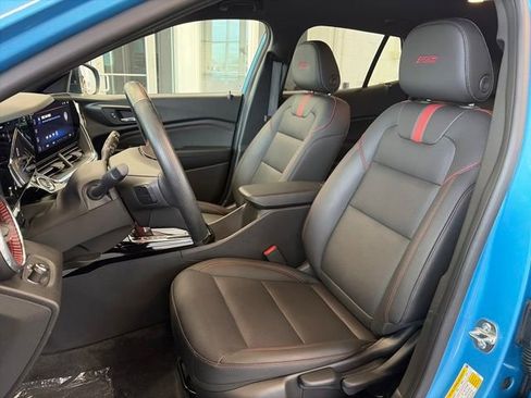 Used 2025 Chevrolet Trax RS w/ Driver Confidence Package image 24