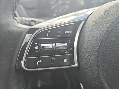 Used 2024 Kia Seltos EX FWD image 21