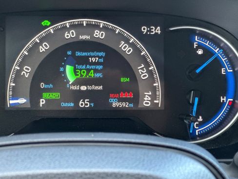 Certified 2025 Toyota RAV4 XLE AWD/4WD image 27