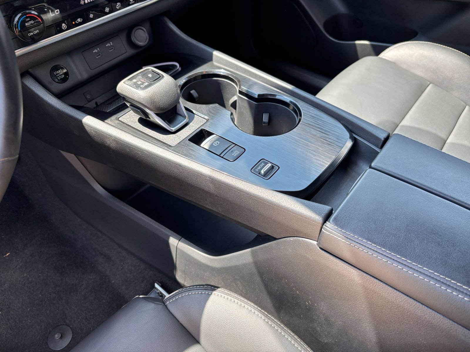 Used 2026 Nissan Rogue SL FWD image 43