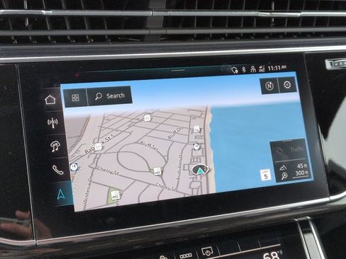 Used 2025 Audi Q7 3.0T Premium Plus image 22